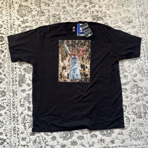 Adidas Black Men's T-Shirt with Graphic Print Allen Iverson